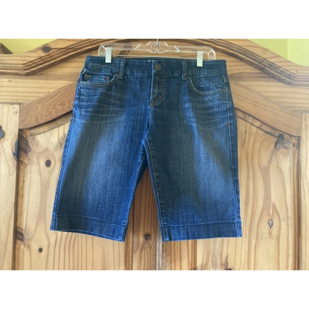 Men !IT Los Angeles blue distressed jean Bermuda shorts size 31